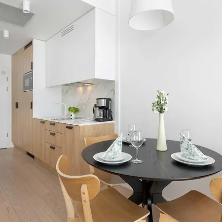 Nowoczesne W Darlowie Blisko Plazy Z Klimatyzacja By Renters Apartment Darłowo